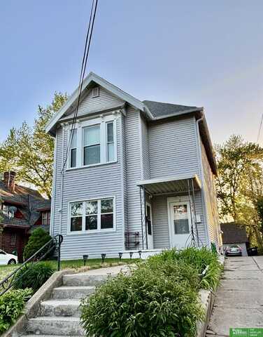 1510 S 32 Avenue, Omaha, NE 68105