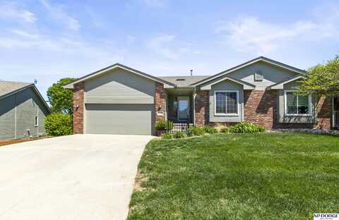 13410 Camden Avenue, Omaha, NE 68164