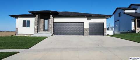 11998 N 143 Street, Waverly, NE 68462