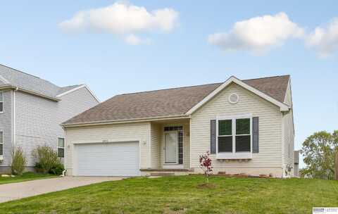 8903 S 167th Street, Omaha, NE 68136