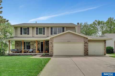 6740 S 43 Street, Lincoln, NE 68516