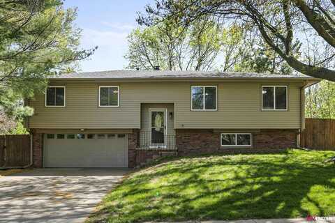 2411 Jameson Street S, Lincoln, NE 68512