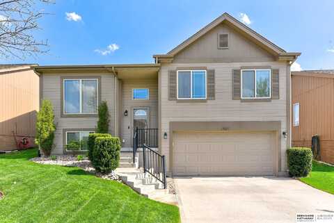 9145 Summit Street, Omaha, NE 68122