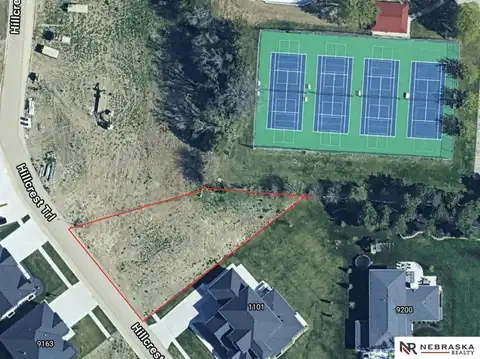 9160 Hillcrest Trail, Lincoln, NE 68520