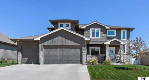 7813 S 197th Street, Gretna, NE 68028