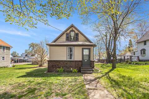 436 22nd Street N, Springfield, MI 49037