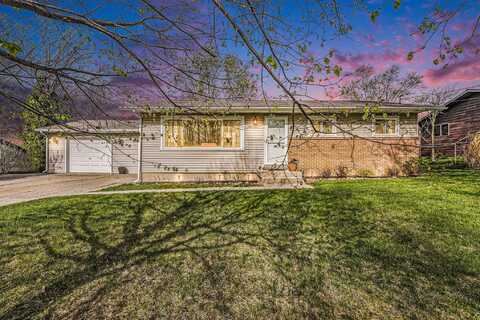 725 Parkside Avenue NW, Grand Rapids, MI 49534