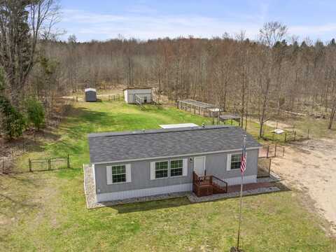14141 Woods Trail, Thompsonville, MI 49683