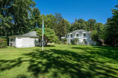 61412 Walnut Street, Cassopolis, MI 49031