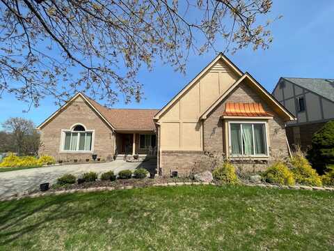 640 Snowmass Drive, Rochester Hills, MI 48309
