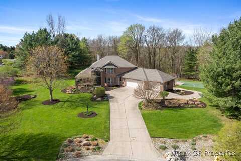5401 Grand Valley Court NE, Ada, MI 49301