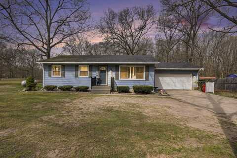 10585 S Spruce Avenue, Grant, MI 49327