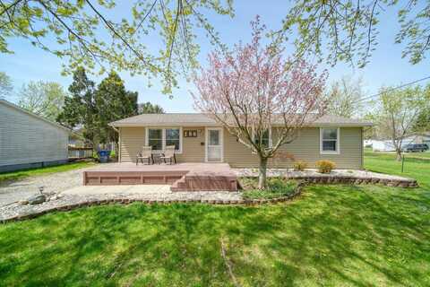 186 Harris Drive, Cement City, MI 49233