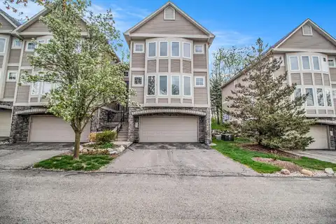 237 Old Creek, Saline, MI 48176