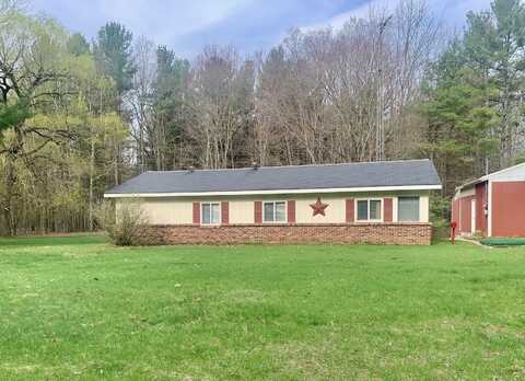 2101 N Benson Road, Fountain, MI 49410