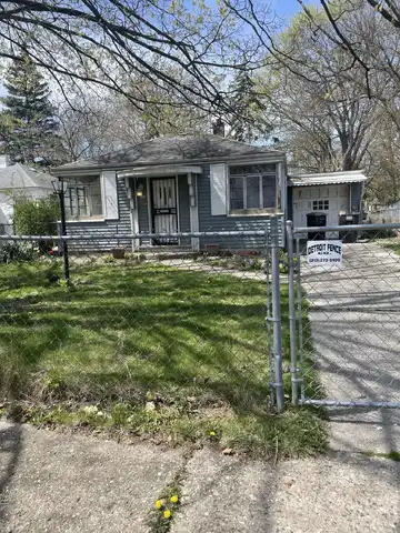 15519 Plainview Avenue, Detroit, MI 48223