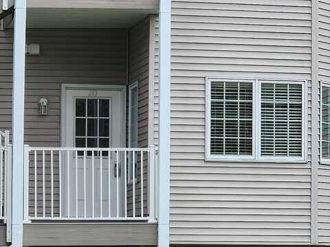 2411 Lake Avenue, Muskegon, MI 49445