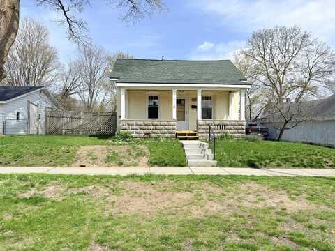 112 W Church Avenue, Reed City, MI 49677