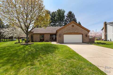 4710 Maple Hollow Court SE, Grand Rapids, MI 49508