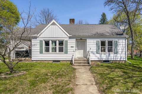 729 E Madison Street, Hastings, MI 49058