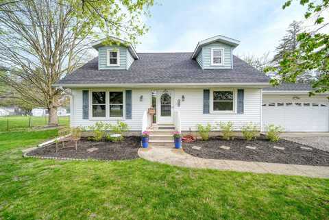 144 S State Street, Michigan Center, MI 49254