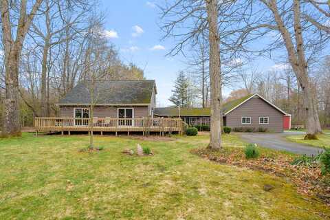 37842 Lake Shore Drive, Paw Paw, MI 49079
