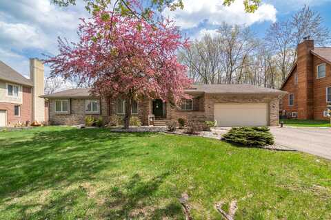 5635 Stanhope Street, West Bloomfield, MI 48322