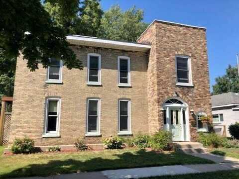 305 E Filer Street, Ludington, MI 49431