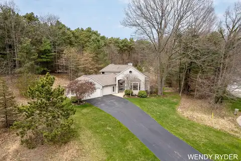 142 Summer Wind Court, Holland, MI 49424