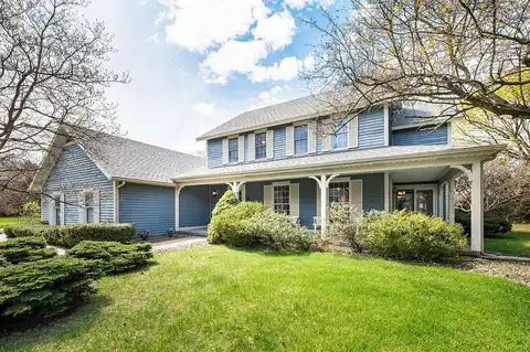 4400 Plum Creek Lane, Saint Joseph, MI 49085