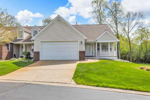 841 E Barrington Circle, Jackson, MI 49203