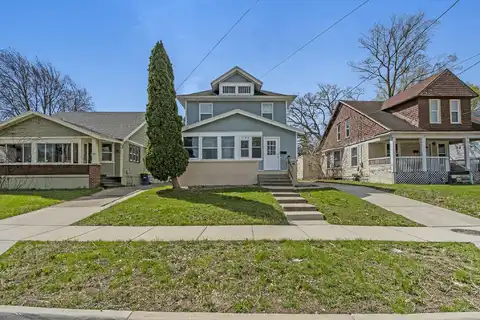 1146 Hall Street SE, Grand Rapids, MI 49507