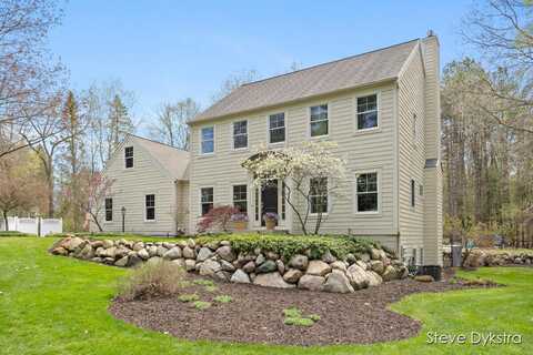 5768 Dix Drive NE, Belmont, MI 49306