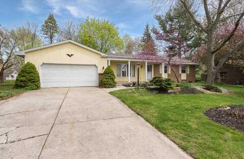 4315 Castle Drive SE, Grand Rapids, MI 49546