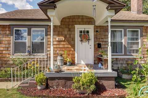 953 S Weaver Avenue, Springfield, MO 65806