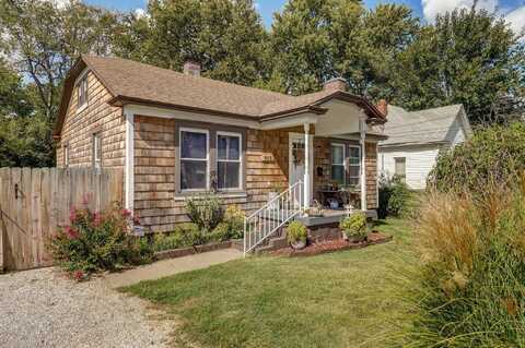 953 S Weaver Avenue, Springfield, MO 65806