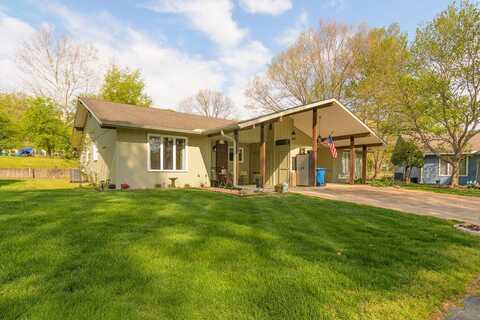 8 Oak Court, Branson, MO 65616