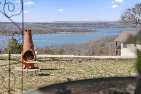 18 Liberty Lane, Kimberling City, MO 65686