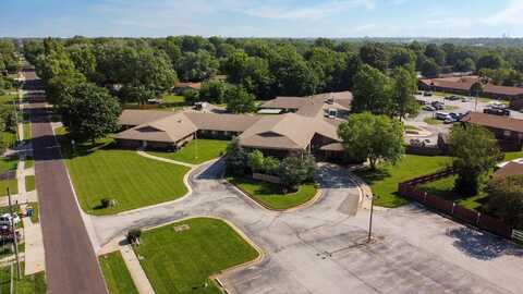 910 S West, Springfield, MO 65802