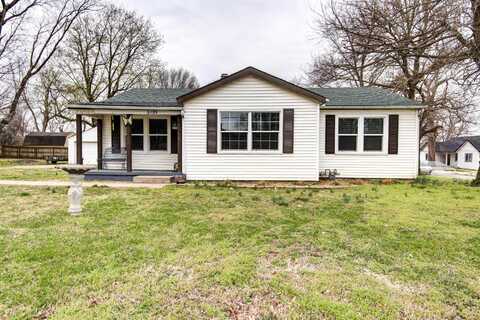 3159 N Howard Avenue, Springfield, MO 65803