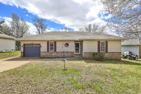 1508 W Warren Avenue, Ozark, MO 65721
