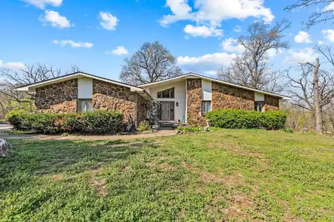 4427 Edgewood Circle, Loma Linda, MO 64804