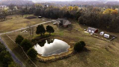 923 E Dade 166, Everton, MO 65646