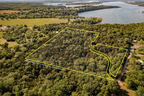 000 Ludora Drive, Lampe, MO 65681