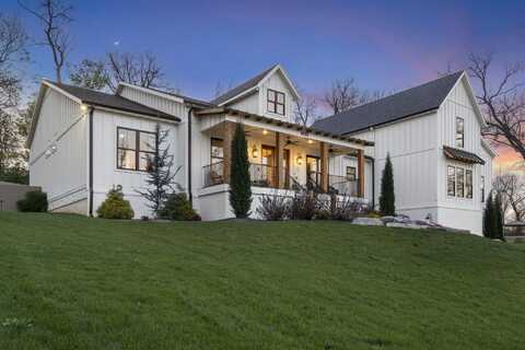 2865 S Morningway Drive, Springfield, MO 65804
