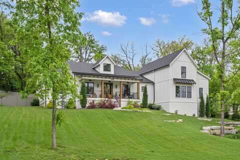 2865 S Morningway Drive, Springfield, MO 65804