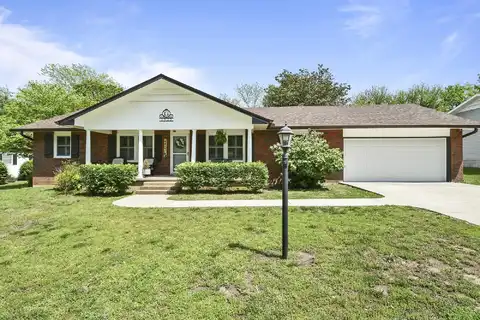 1522 S Oakland Avenue, Bolivar, MO 65613