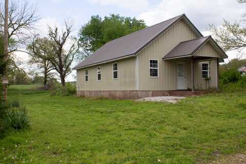 000 Lawrence 1000, La Russell, MO 64848