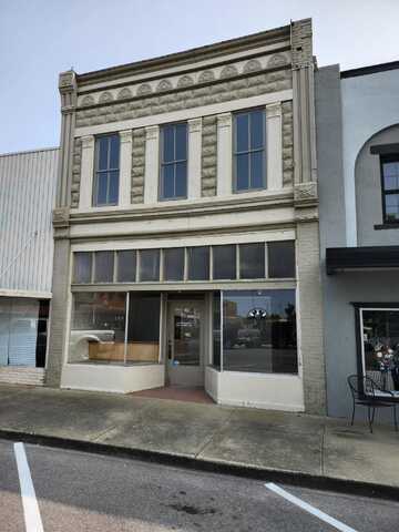 106 E Madison Street, Marshfield, MO 65706