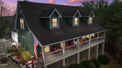 1094 Sharps Hollow Road, Sevierville, TN 37862